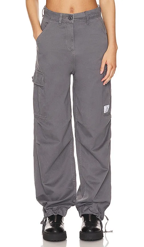 ALPHA INDUSTRIES M-65 Pant in Grey